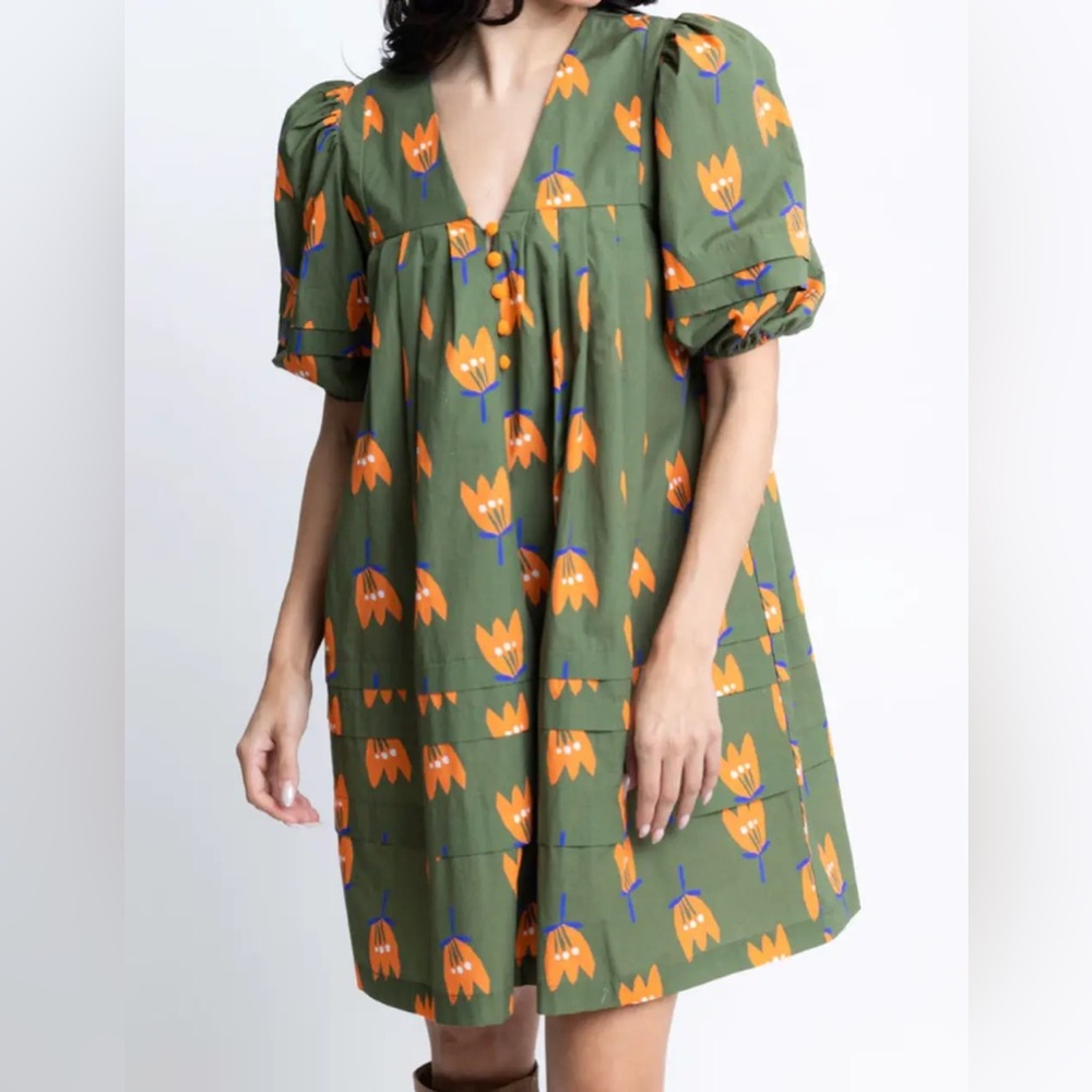 Karlie Poppy V-Neck Shift Dress - Size S - Like New